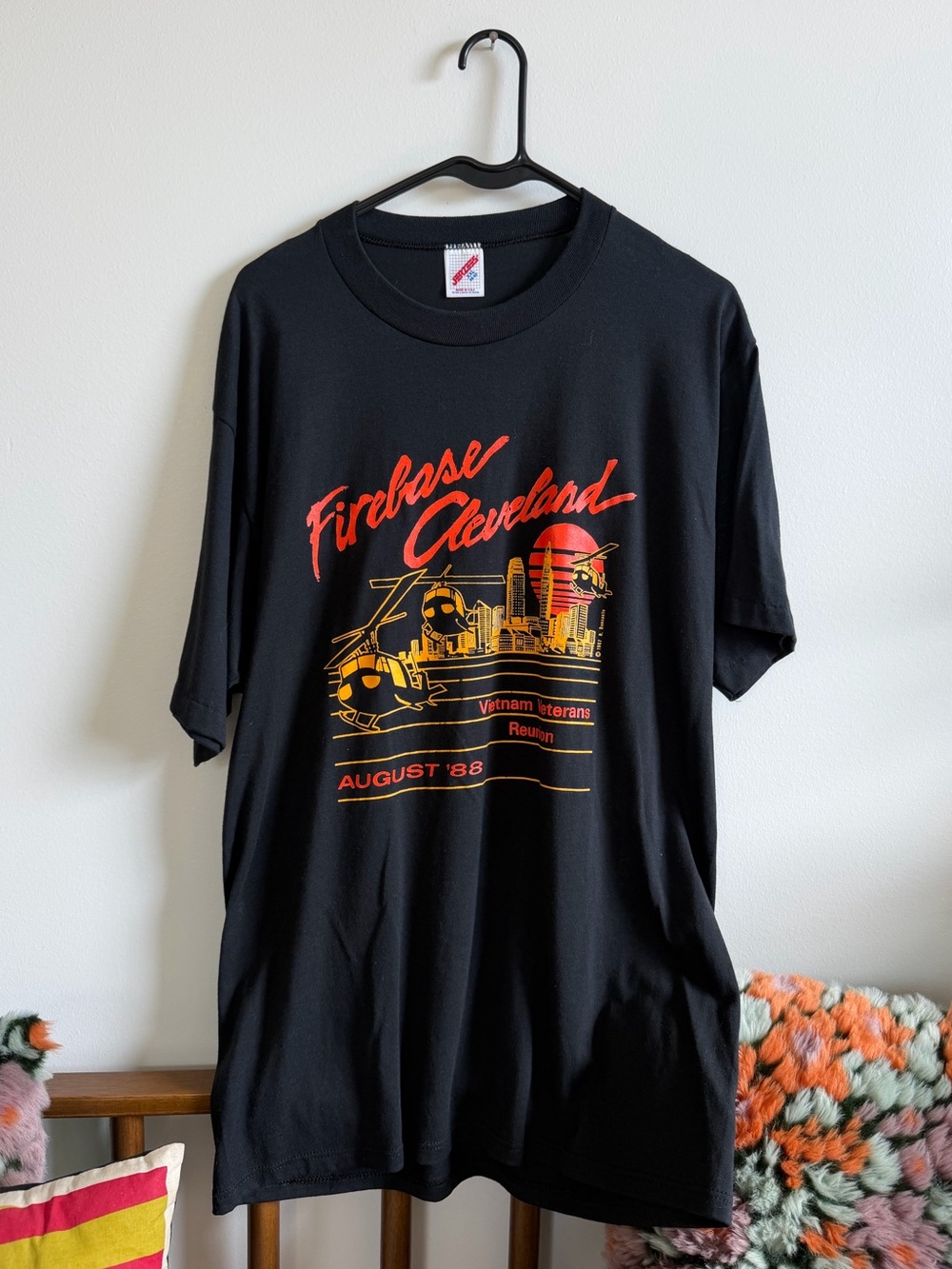 VINTAGE JERZEES VIETNAM VETERANS FIRELANDS CLEVELAND REUNION TEE - 1988